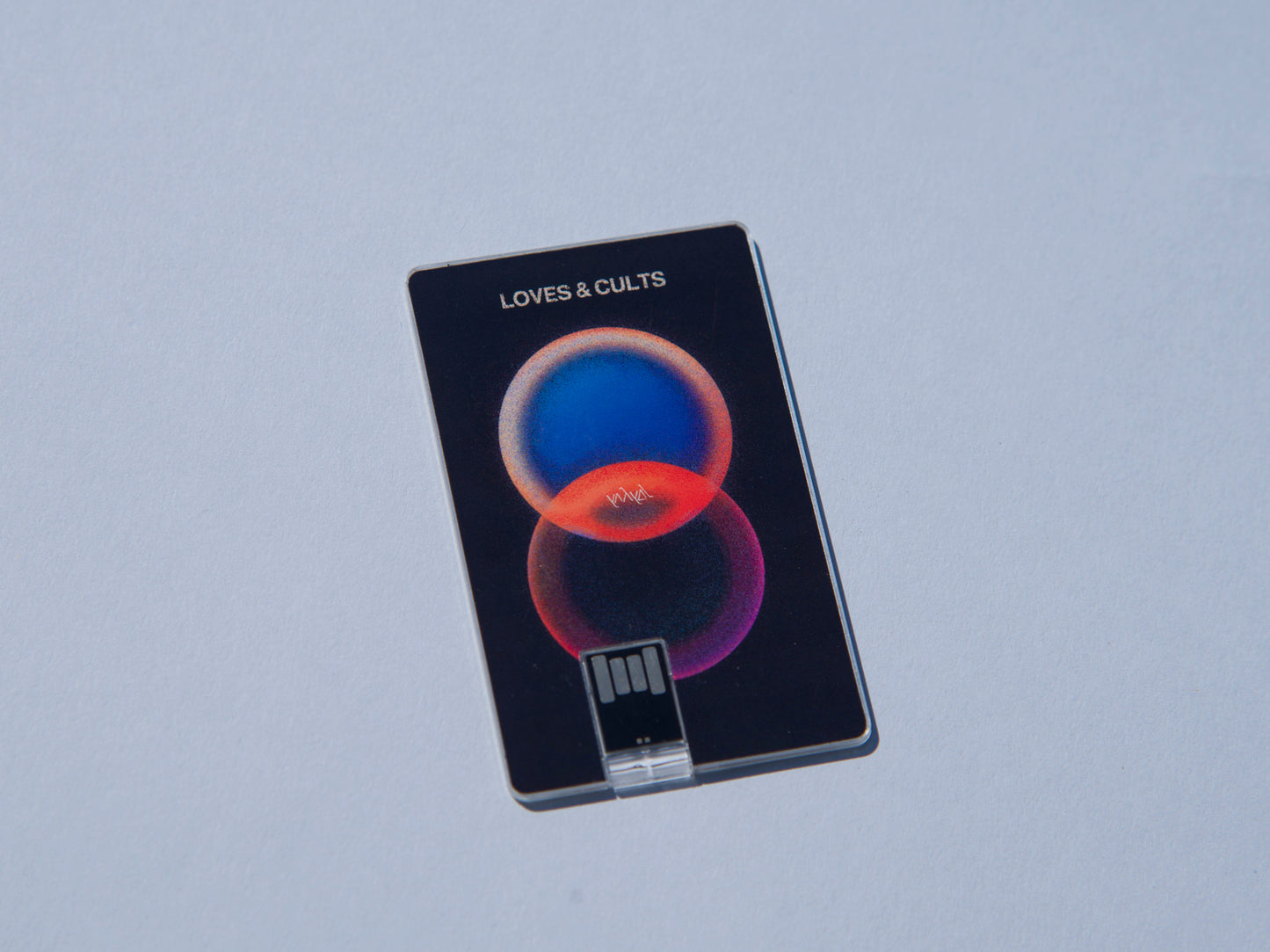 Loves&Cults USB
